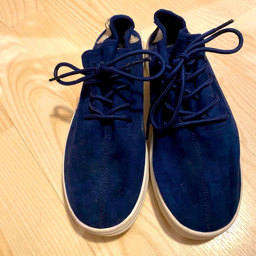 Steve Madden sneakers